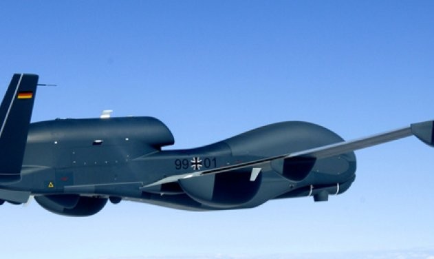 UAV 800 trieu USD cua Duc 