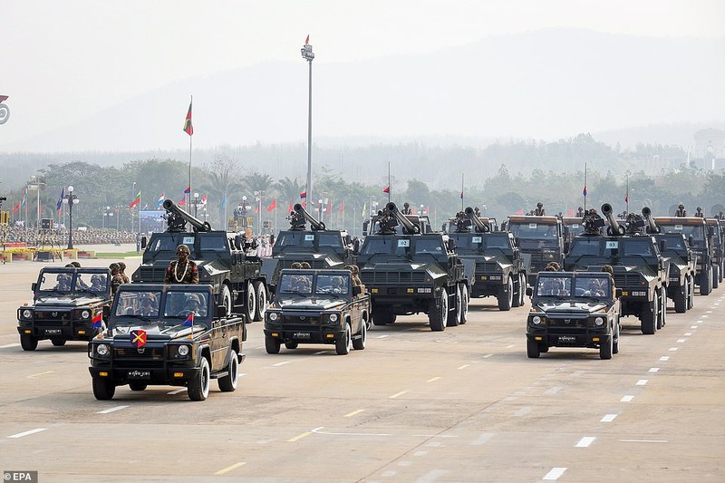 Dan vu khi khung cua Myanmar trong le duyet binh giua bien dong-Hinh-10