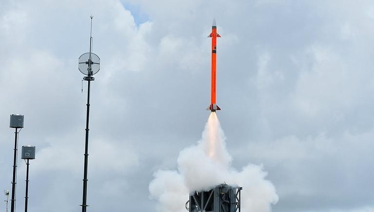 Israel tung bang chung Barak-8 ban ha thanh cong Iskander-E-Hinh-10