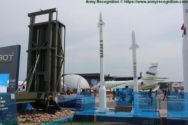 Israel tung bang chung Barak-8 ban ha thanh cong Iskander-E-Hinh-8