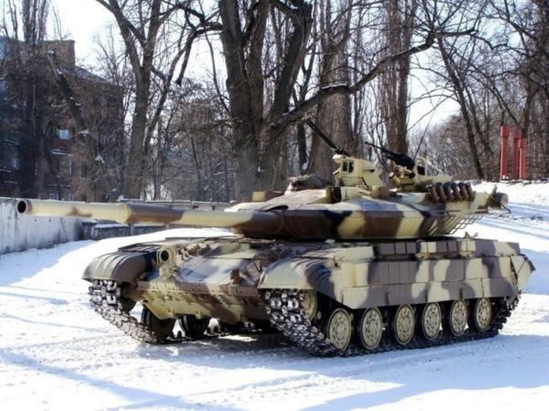 Xe tang T-64E Ukraine thanh ke huy diet nho phao tu dong 2 nong cuc manh-Hinh-10