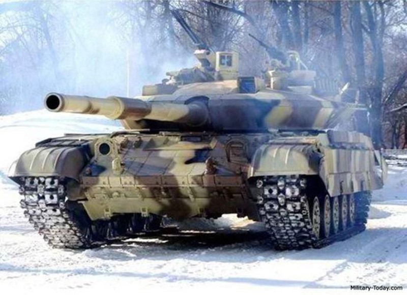 Xe tang T-64E Ukraine thanh ke huy diet nho phao tu dong 2 nong cuc manh-Hinh-13
