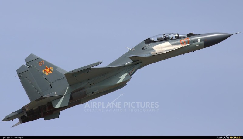 He lo nguyen nhan gap nan day bat ngo cua tiem kich Su-30SM Kazakhstan-Hinh-13