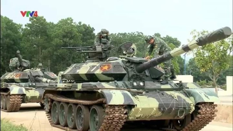 Bao Nga so sanh xe tang T-54M Viet Nam voi... Merkava cua Israel-Hinh-6