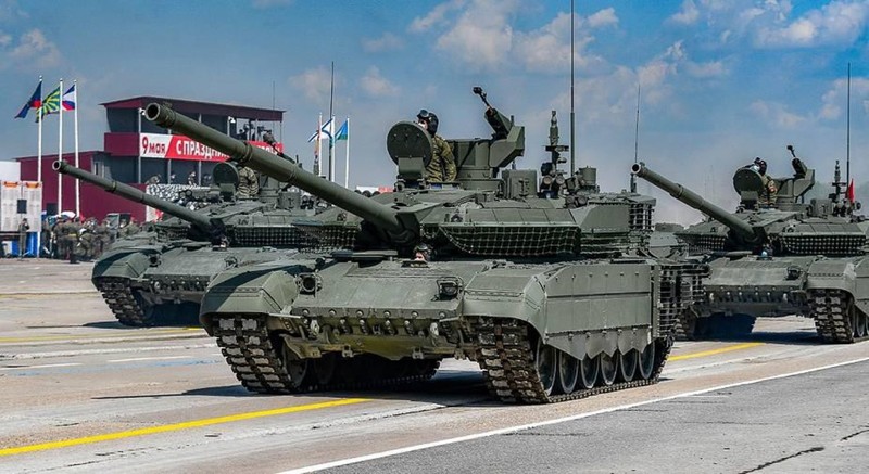 T-90M tu vi tri du bi bong vut sang trong luc quan Nga-Hinh-4