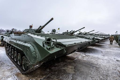 Bi an tung tich 1.800 thiet giap BMP-1 cua Ukraine-Hinh-2