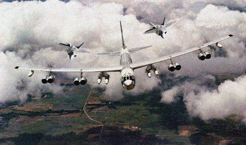 Hon 60 nam di qua, B-52 van la bieu tuong cua khong quan My-Hinh-13