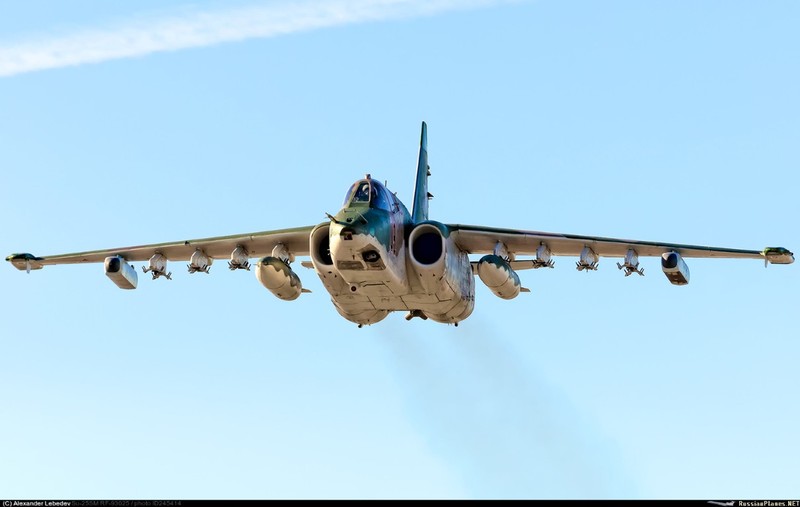 Cuong kich Su-25SM3 Nga dung con thay xang, 