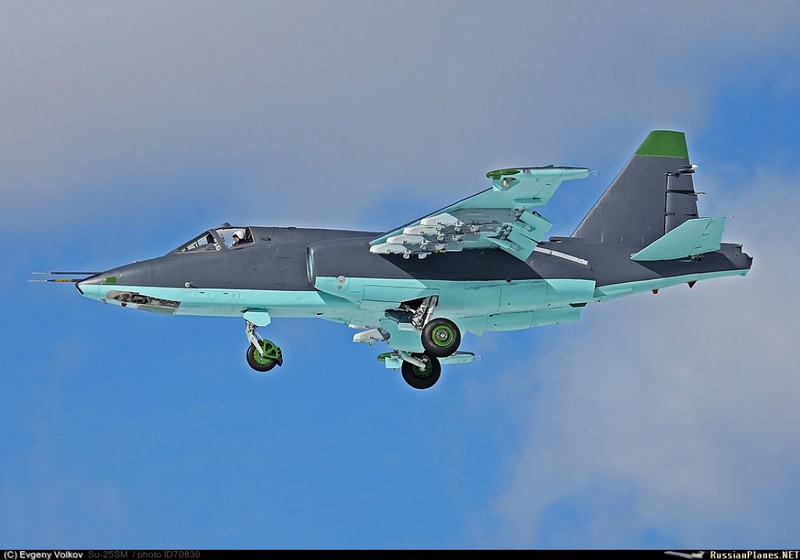 Cuong kich Su-25SM3 Nga dung con thay xang, 