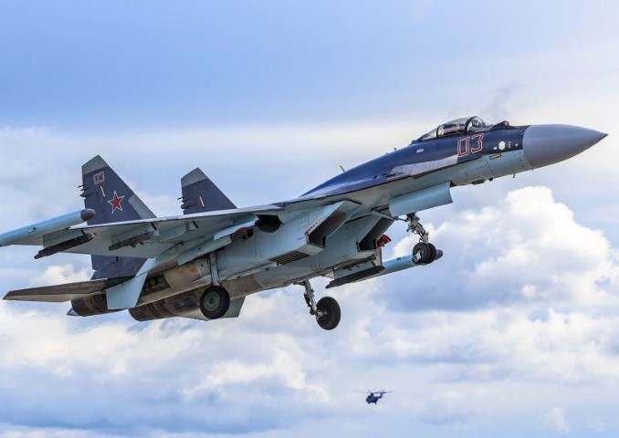 Suc manh may bay tiem kich Su-35 Nga vua gap nan-Hinh-6