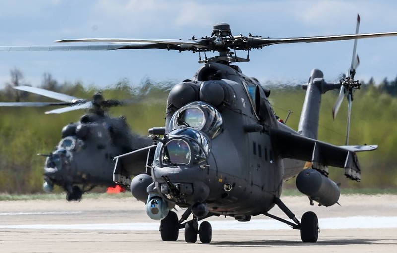 Taliban tom song mot truc thang vu trang Mi-35 moi nguyen!-Hinh-5