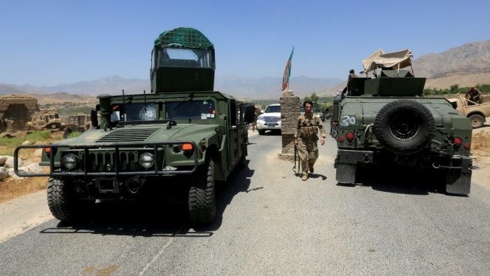 600 dac nhiem Anh tai Kabul bo chay trong nhuc nha truoc Taliban-Hinh-5
