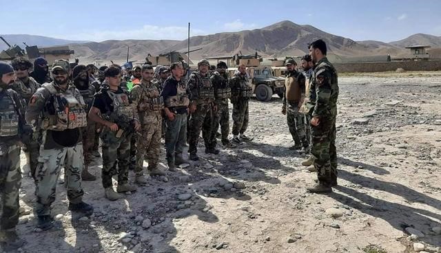 Bat ngo: Linh Afghanistan se 'chan hau' khi My rut khoi san bay Kabul-Hinh-13
