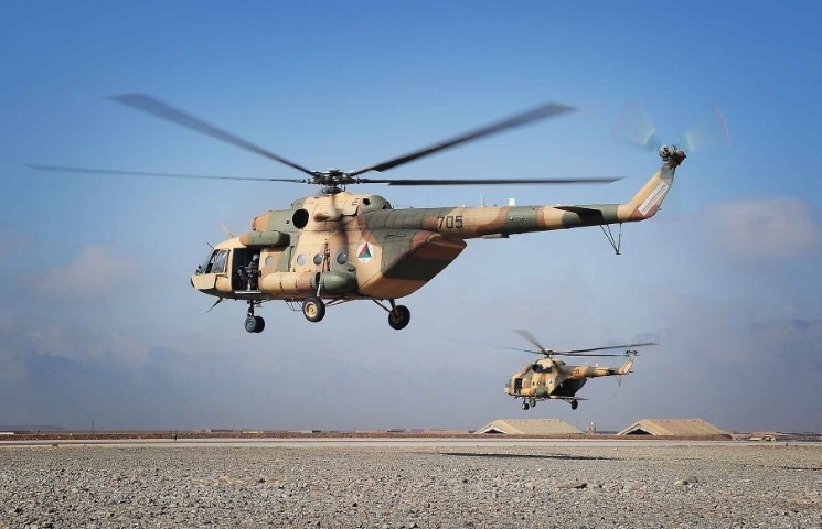 Afghanistan lan dau cho Mi-17 xuat tran, danh Taliban chay tan loan-Hinh-3