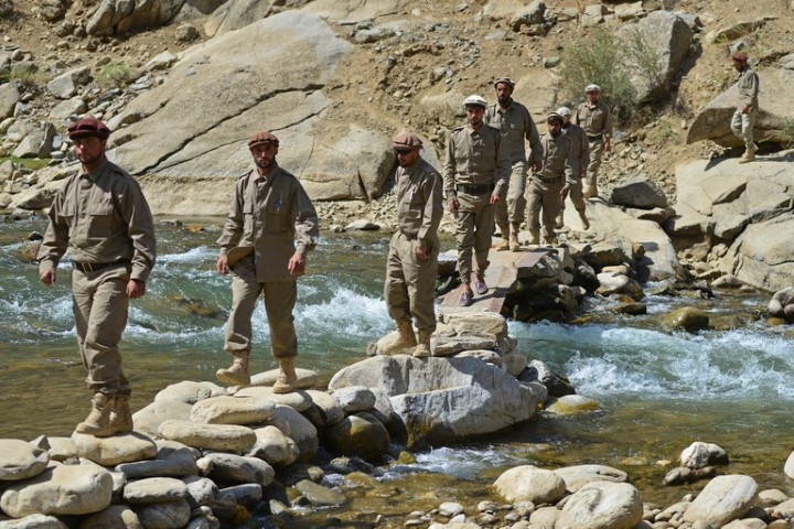 Taliban nuong 2000 quan khi co xoa so quan khang chien Afghanistan-Hinh-11