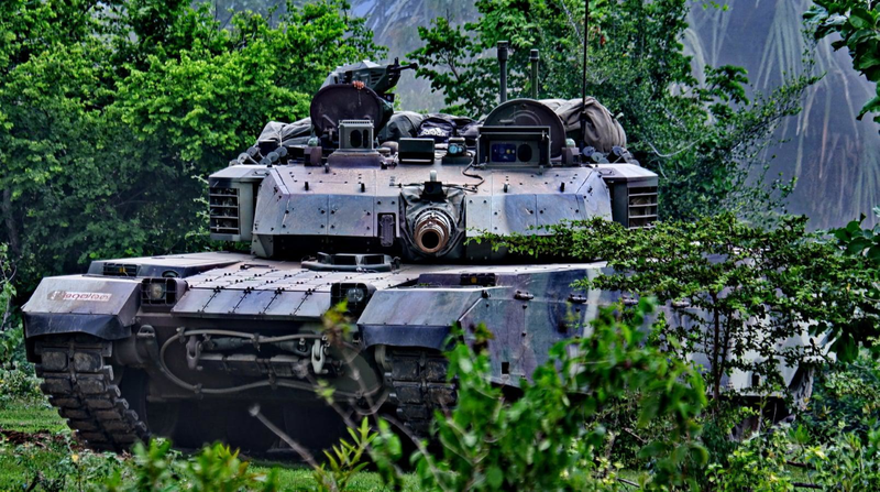 Bao My: Xe tang VT-4 cua Pakistan thua suc nghien nat T-90 Nga-Hinh-4