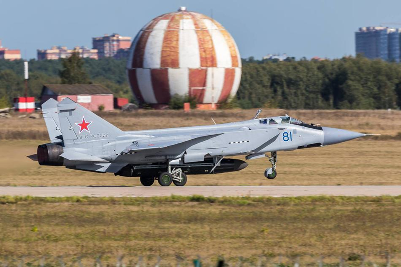 MiG-31 duoc trang bi ten lua bi an manh gap boi Kh-47M2 Kinzhal?-Hinh-5