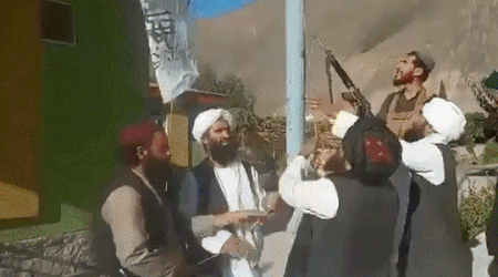 Sau khi 'thang nhu che tre', Taliban lai gap sai lam nghiem trong tai Panjshir-Hinh-2