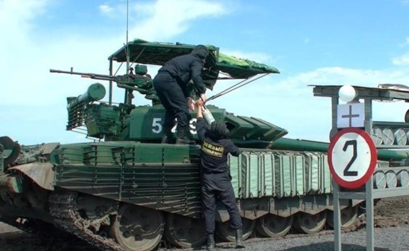'Mai che' tren T-72B3 Nga vo tac dung truoc ten lua Javelin Ukraine-Hinh-2