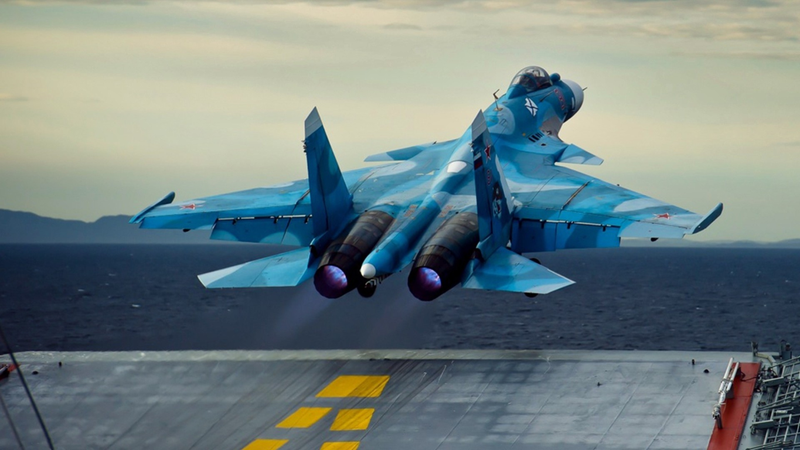 Tiem kich ham Su-33 cua Nga can phai 