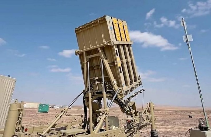 To hop ten lua Iron Dome kho bao ve binh si Ukraine truoc hoa luc manh