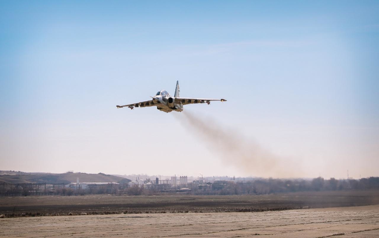 Tho Nhi Ky mua 50 cuong kich Su-25 nhung... khong phai tu Nga-Hinh-13