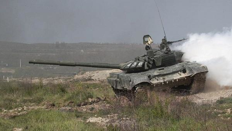 Tai sao xe tang T-72 50 nam tuoi van khien NATO lo so?-Hinh-8
