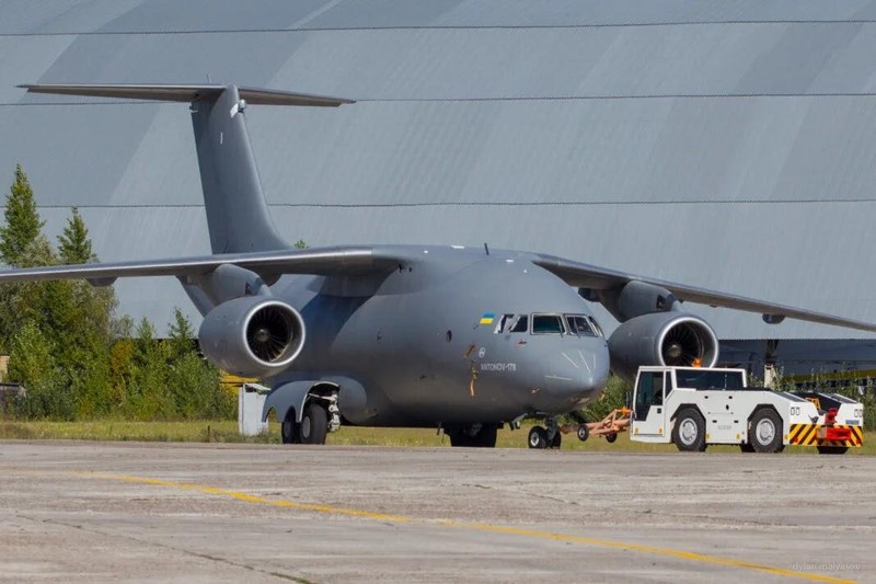Bat ngo lon khi Ukraine phai... mua may bay Antonov tu Nga-Hinh-11