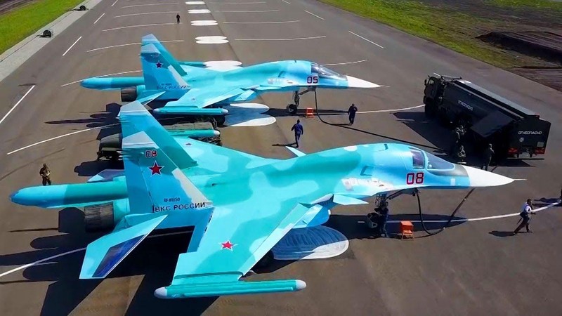 'Xe tang bay' Su-34 Nga gap nan do duong tron truot-Hinh-15