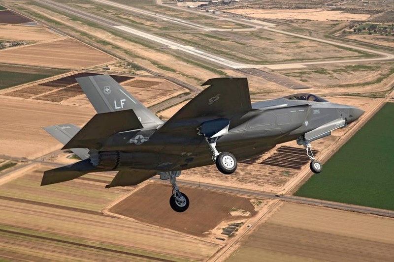 Duc gay soc cho Nga voi ke hoach mua tiem kich tang hinh F-35-Hinh-10