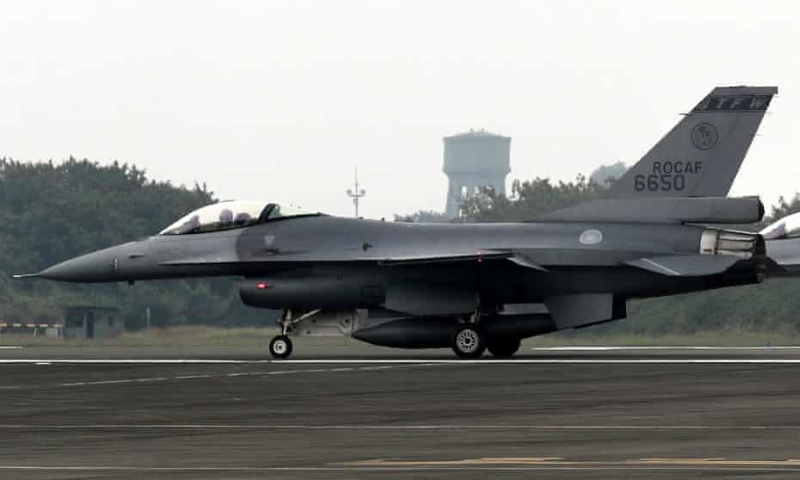 Hien truong tham khoc vu roi may bay F-16V cua dao Dai Loan-Hinh-3