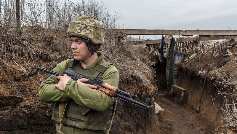 Nhung quoc gia NATO nao dang nhung tay vao cuoc xung dot Ukraine?