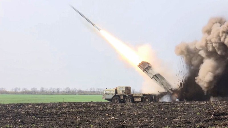 Vu khi nao cua Nga doi trong duoc HIMARS o Ukraine?-Hinh-6