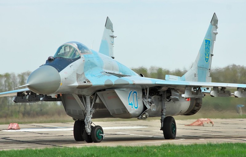 Khong hy vong nhan duoc F-16, Ukraine chi co the dua vao MiG-29-Hinh-9