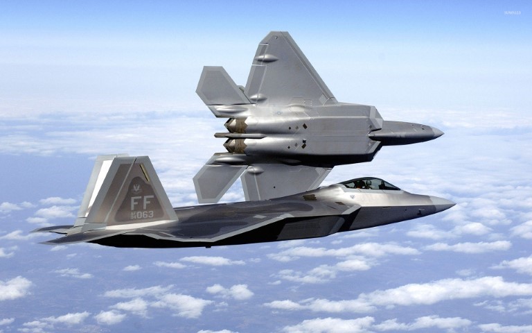Vì Sao Mỹ Quyết Không Xuất Khẩu Tiêm Kích Tàng Hình F-22 Raptor?