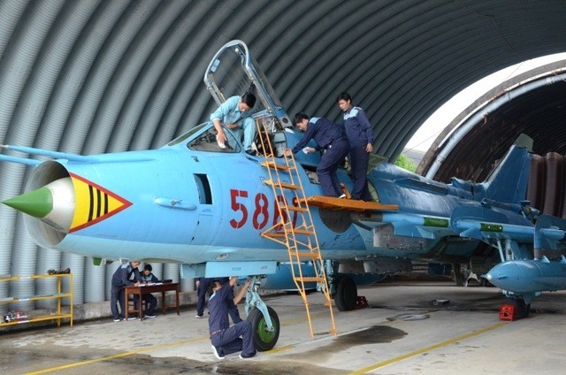 Doi canh cua tiem kich - bom Su-22 Viet Nam co gi dac biet?-Hinh-11