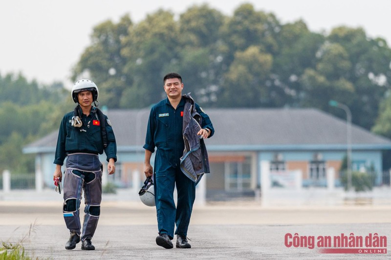 Lam chu “Ho mang chua” SU-30MK2-Hinh-11