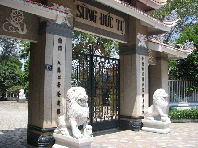 Top ngoi chua hon 200 nam tuoi noi tieng dat Sai thanh-Hinh-10