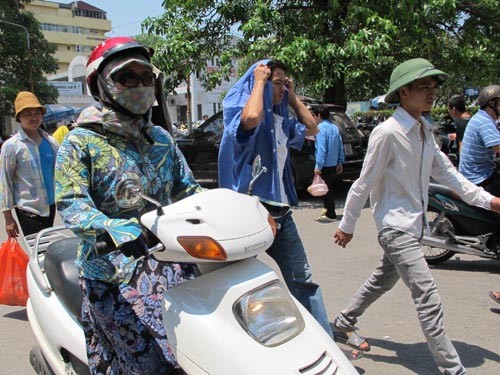 Thoi tiet hom nay 2/5: Ngay cuoi nghi le, nang nong dien rong