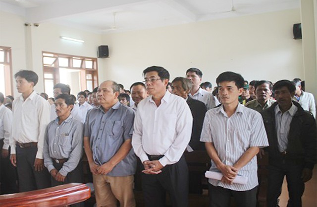 Quang Ngai: Dai an Dakdrinh bat ngo bi tra ho so