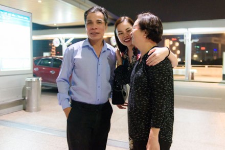 Con gai noi tieng, cha Giang Hong Ngoc van lam tai xe taxi-Hinh-2