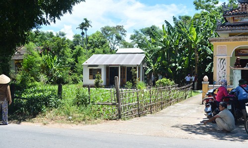 Cai nhau voi hang xom, nguoi dan ong bi dam chet