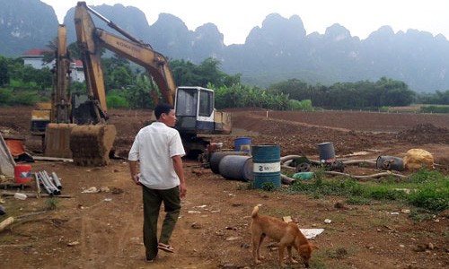 Lat tung “ruong mat” tim vang o Hoa Binh: Ban ca dat huong hoa