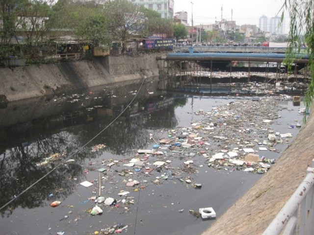 "Ha Noi cu mua la ngap" vi quay lung voi nhung dong song?-Hinh-3