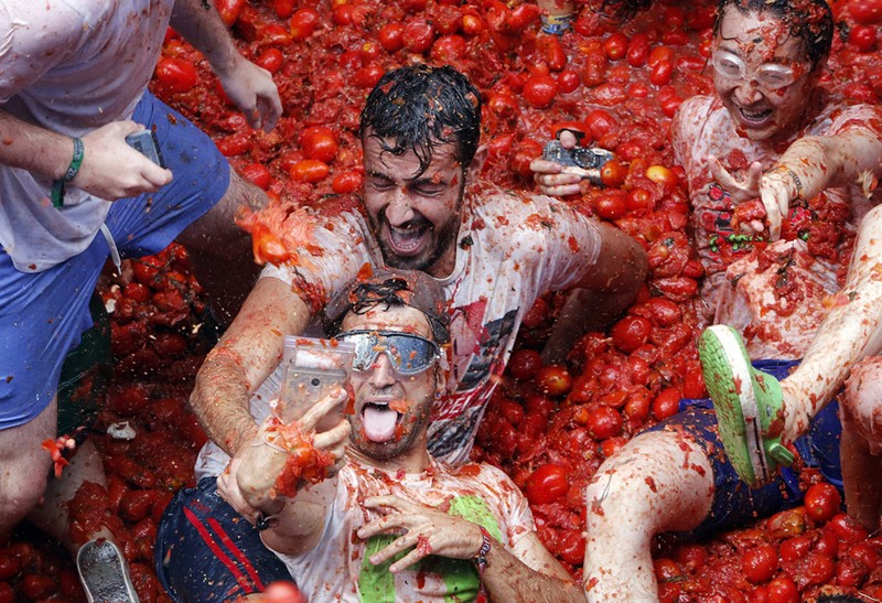 La Tomatina: &quot;Cuoc chien ca chua&quot; lon nhat the gioi-Hinh-3