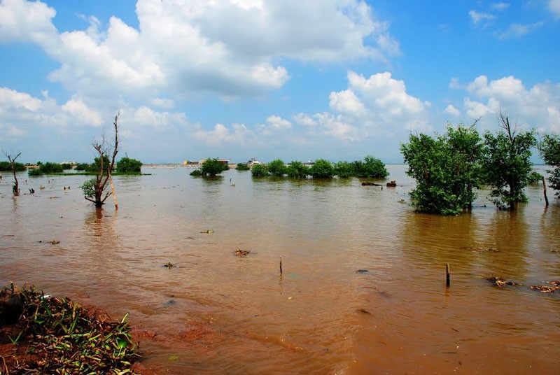 Ngam dong song noi tieng bac nhat trong lich su Viet Nam-Hinh-12