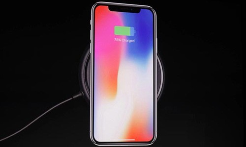 Thu nghiem gay that vong ve thoi luong pin cua iPhone X