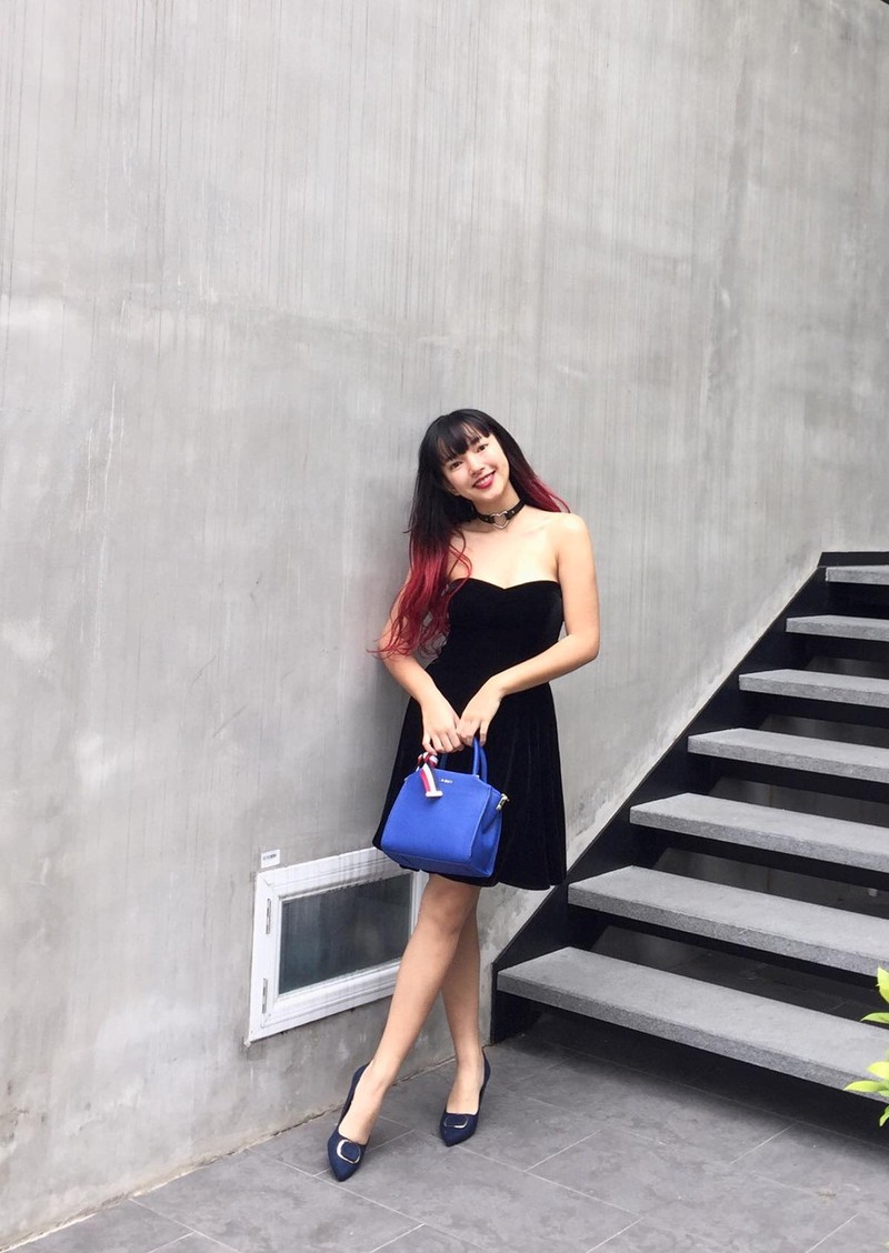 Hot girl Viet nao co vong mot nay no bat thuong?