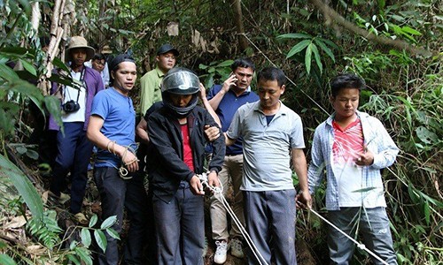 Loi khai lanh nguoi cua 2 ke giet nhan vien buu dien roi phi tang