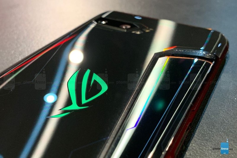 Asus ROG Phone 2 trinh dien: sac net hon, manh hon-Hinh-5